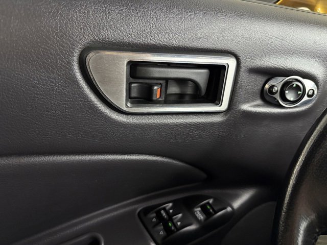 Used 2002 Chrysler Prowler image 19