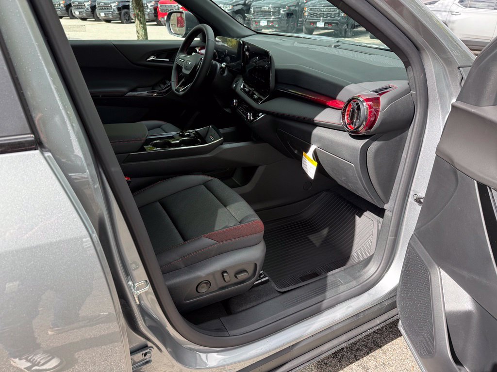 New 2027 Chevrolet Equinox RS w/ Convenience Package III AWD/4WD image 15