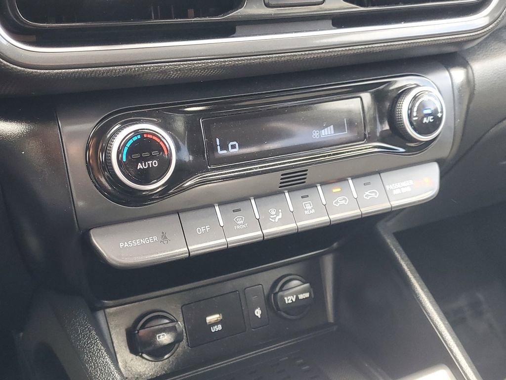 Used 2023 Hyundai Kona SEL w/ Convenience Package image 28