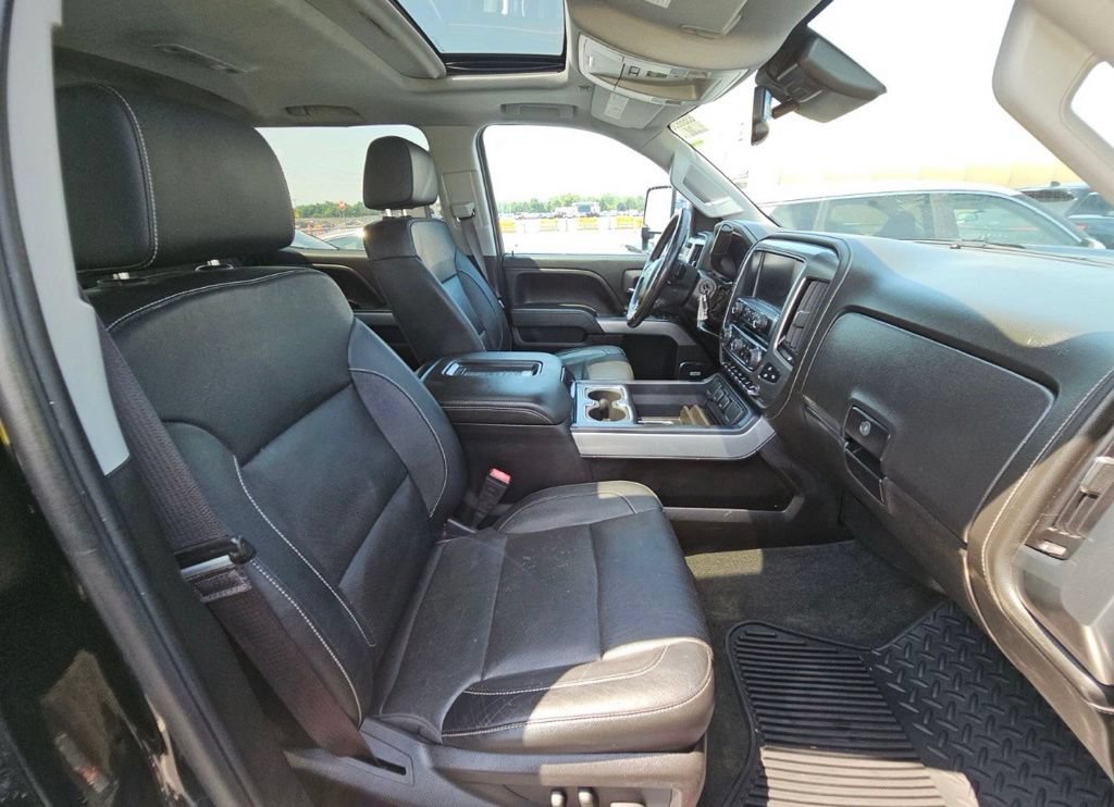 Used 2016 Chevrolet Silverado 2500 LTZ w/ Duramax Plus Package AWD/4WD image 9