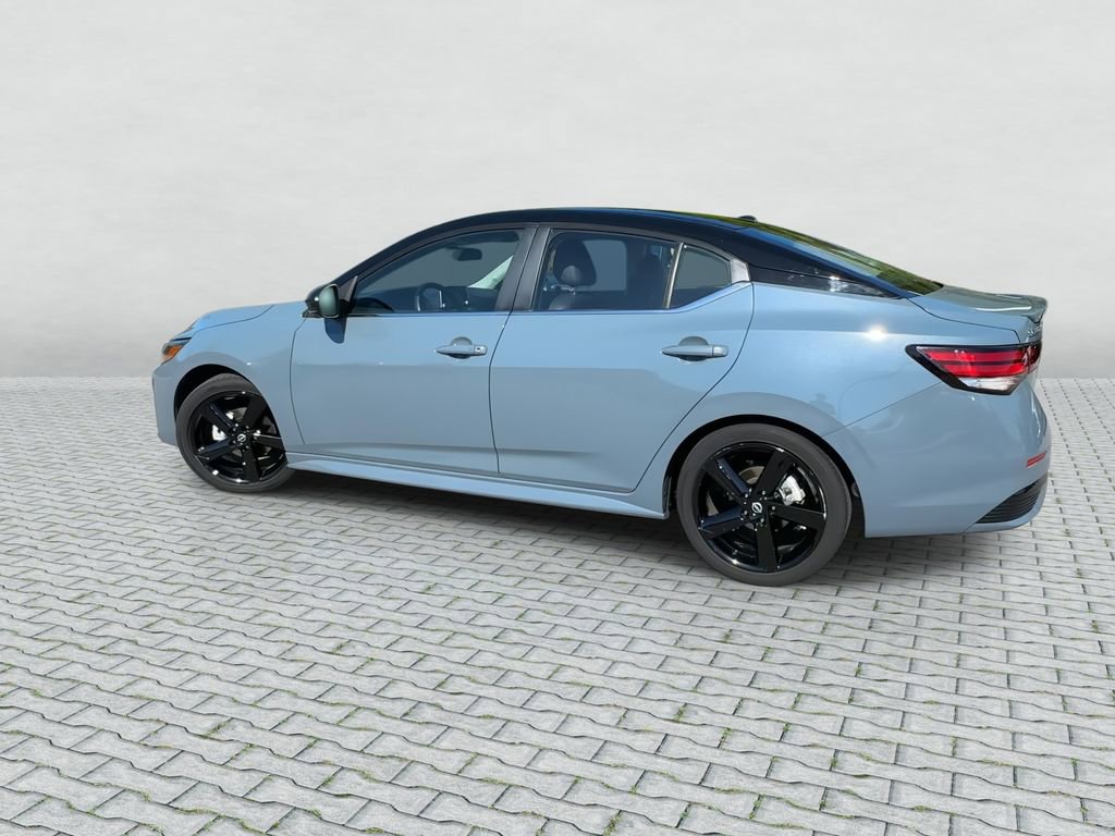 Used 2024 Nissan Sentra SR w/ SR Premium Package FWD image 5
