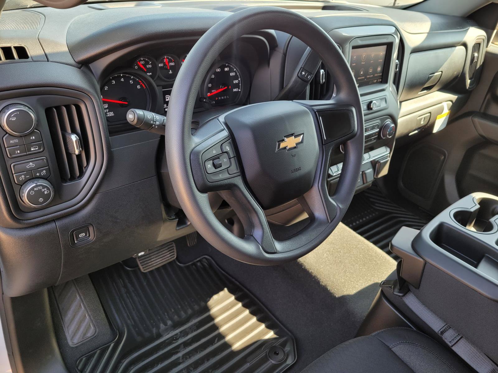 New 2026 Chevrolet Silverado 1500 Custom AWD/4WD image 15