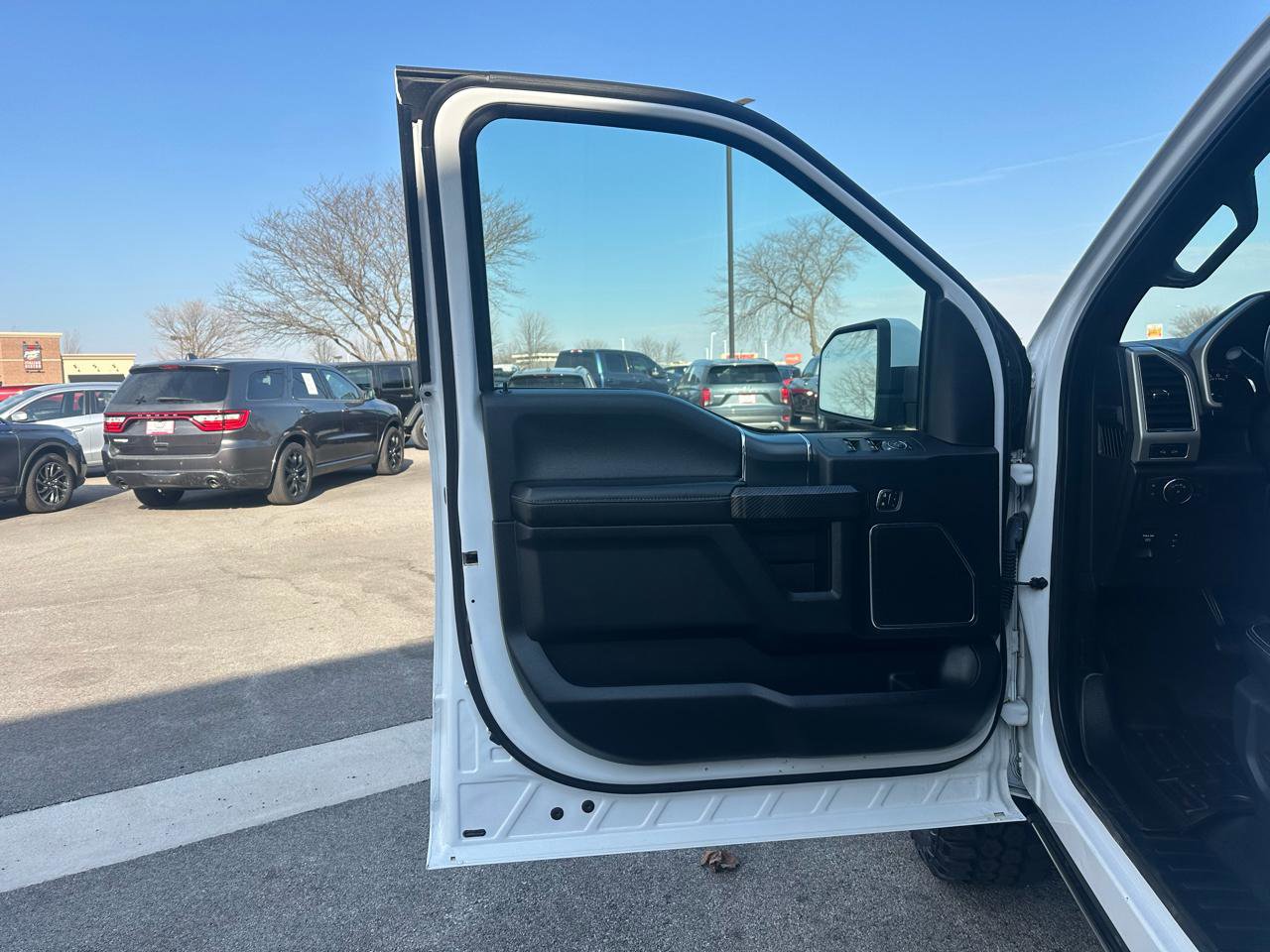 Used 2019 Ford F150 Lariat w/ Equipment Group 502A Luxury image 11