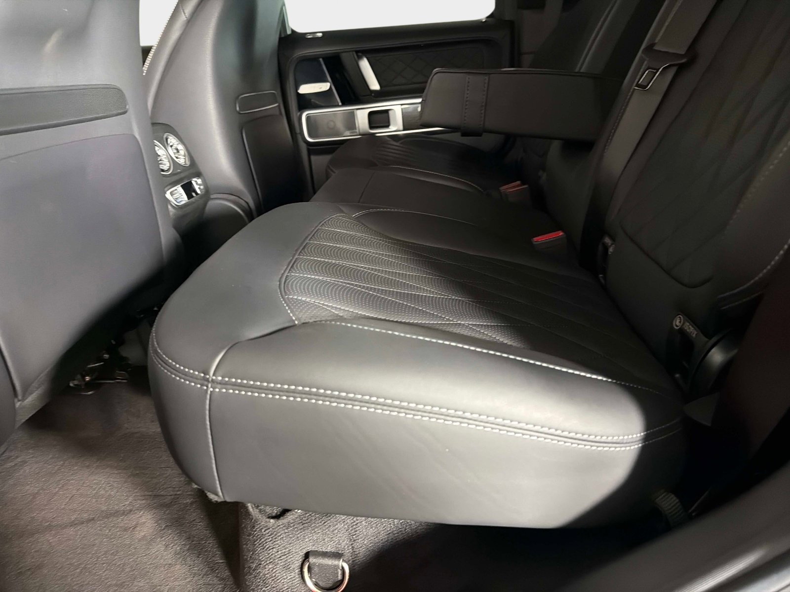 Used 2022 Mercedes-Benz G 63 AMG Squared image 31