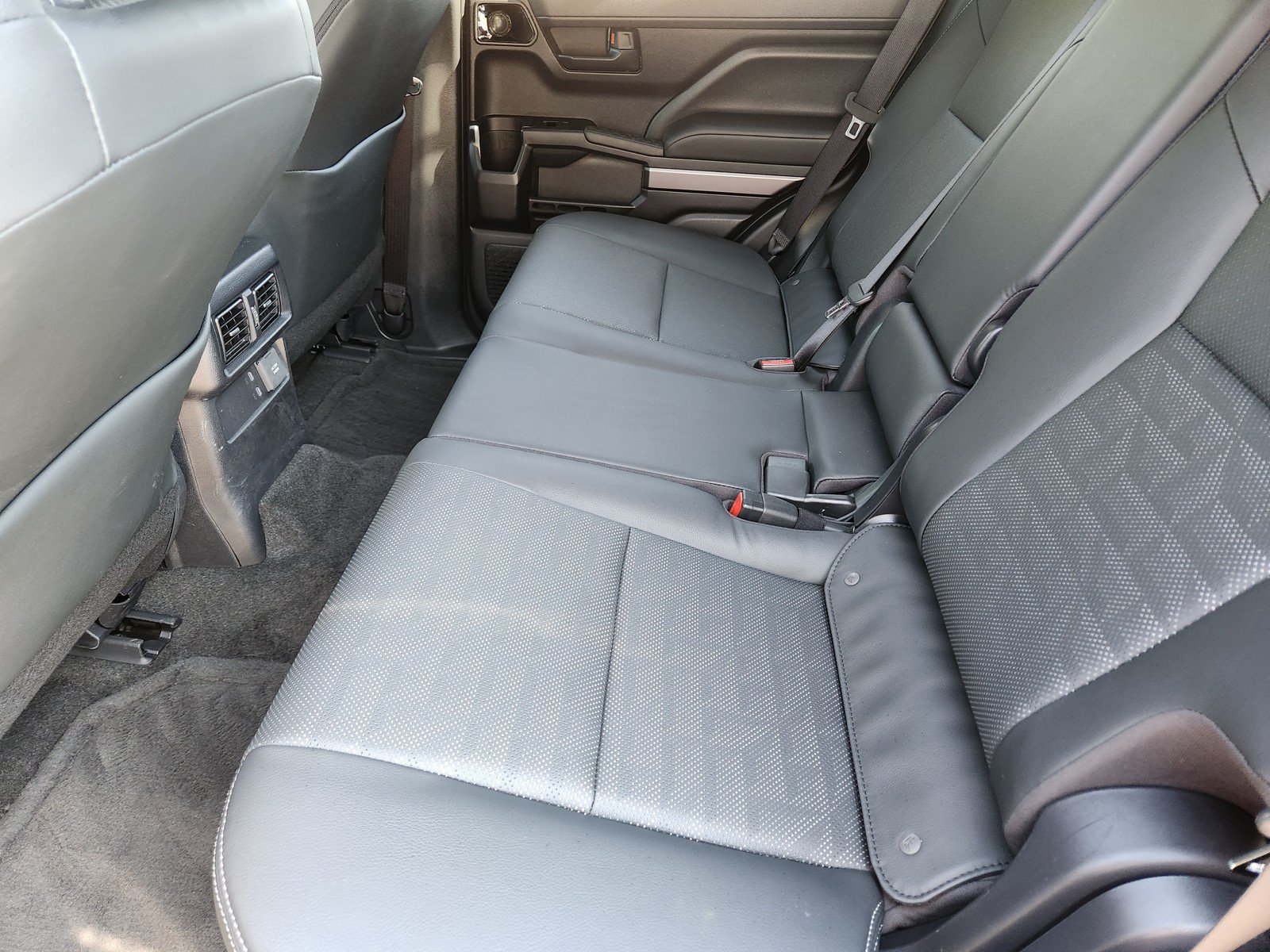Used 2026 Toyota 4Runner TRD Off-Road Premium w/ Tow Technology Package AWD/4WD image 13