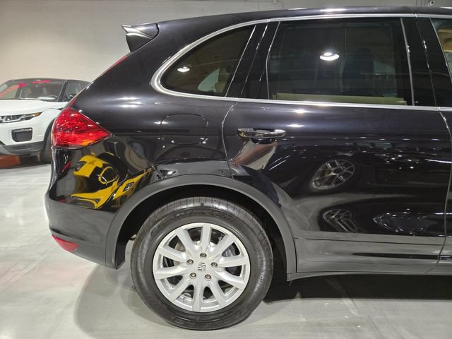 Used 2012 Porsche Cayenne AWD/4WD image 12