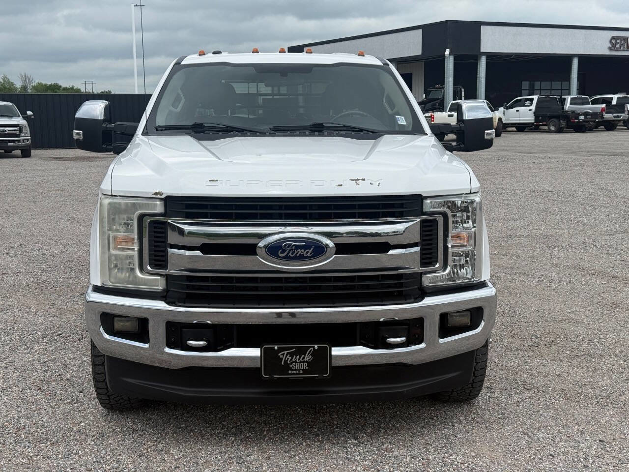Used 2019 Ford F350 XLT w/ XLT Premium Package AWD/4WD image 2