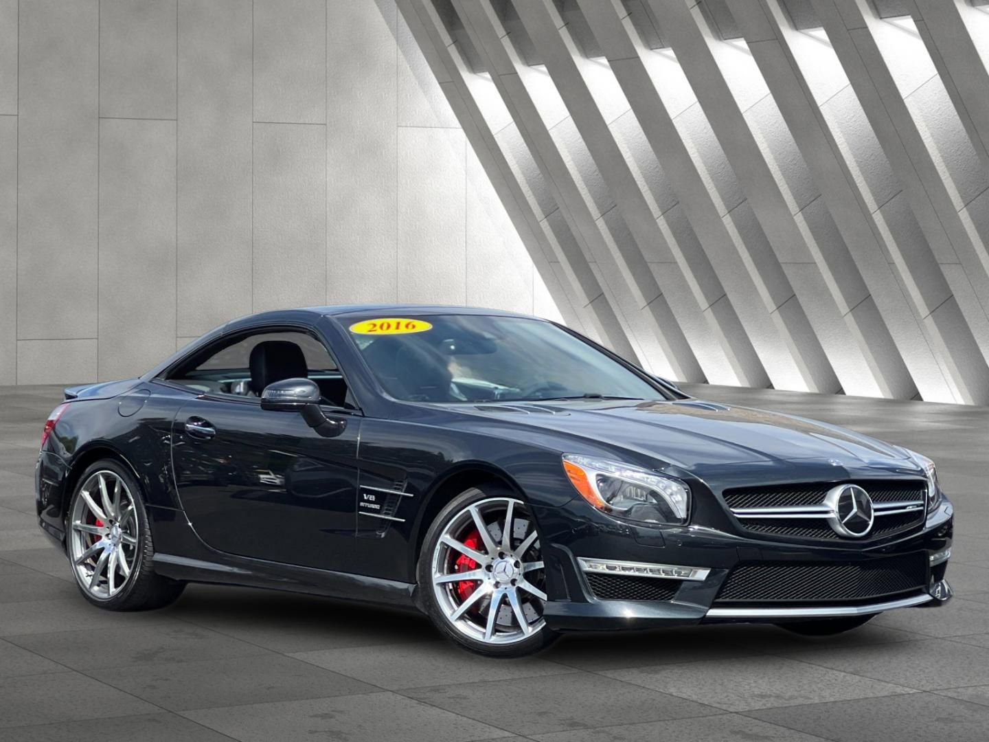 Used 2016 Mercedes-Benz SL 63 AMG image 3