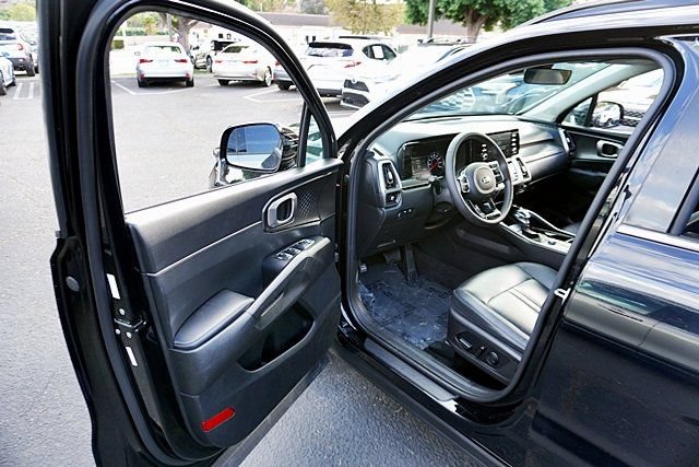 Used 2021 Kia Sorento S FWD image 50