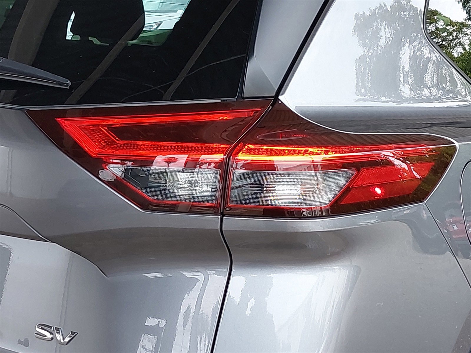 Used 2023 Nissan Rogue SV image 33