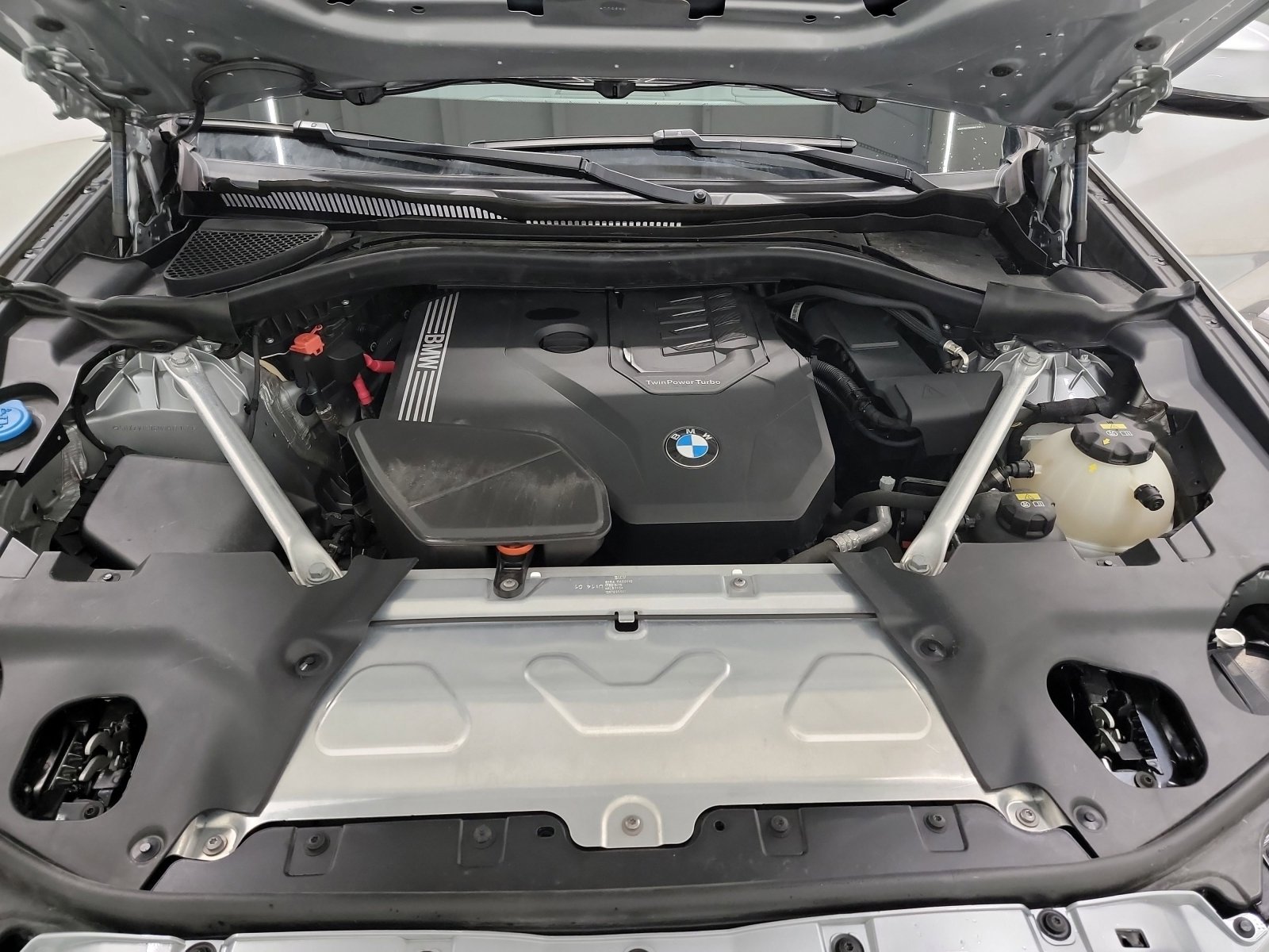 Used 2021 BMW X4 xDrive30i w/ M Sport Package image 26