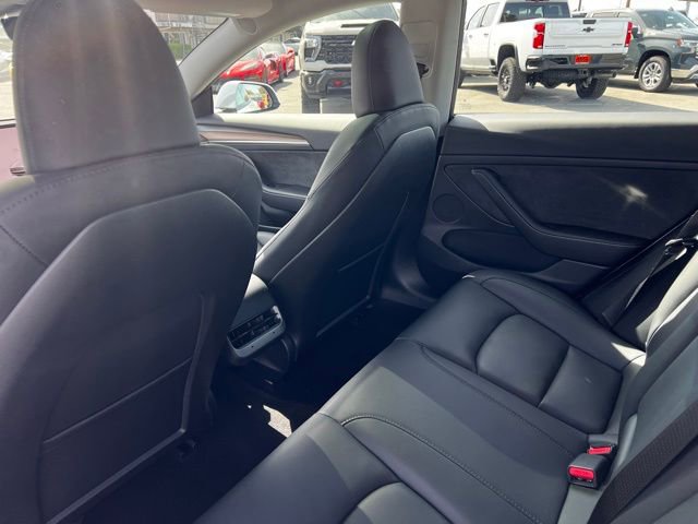 Used 2023 Tesla Model 3 Standard Range image 13