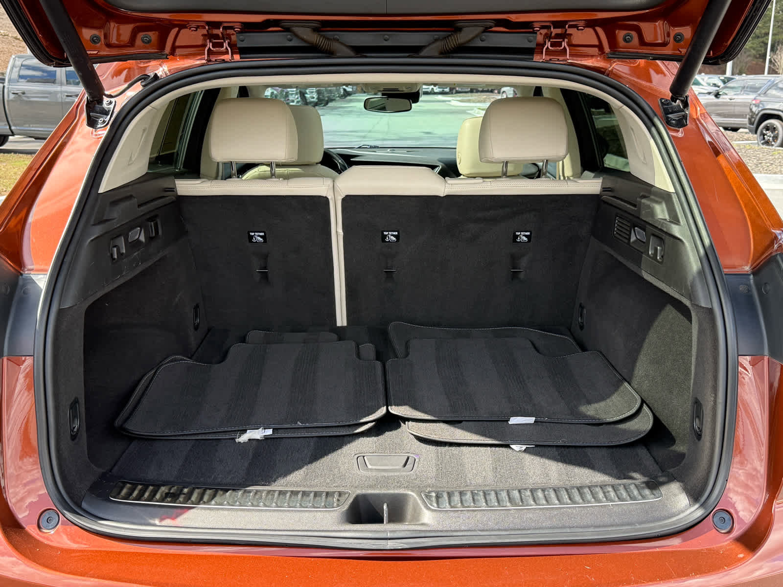 Used 2021 Buick Envision Essence image 28