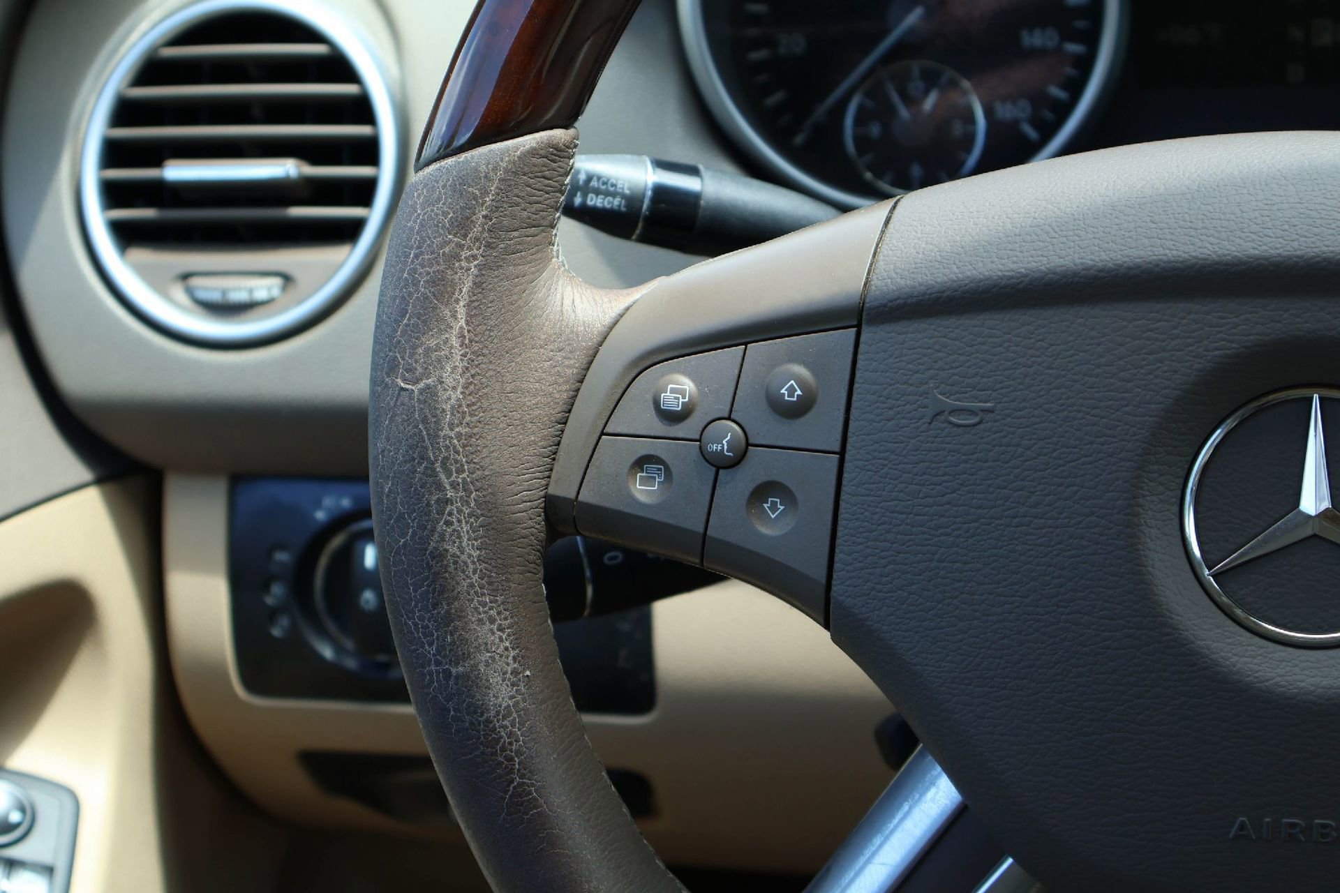 Used 2008 Mercedes-Benz ML 550 4MATIC image 22