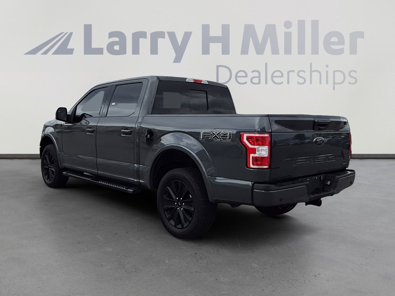 Used 2020 Ford F150 XLT w/ Equipment Group 302A Luxury AWD/4WD image 3