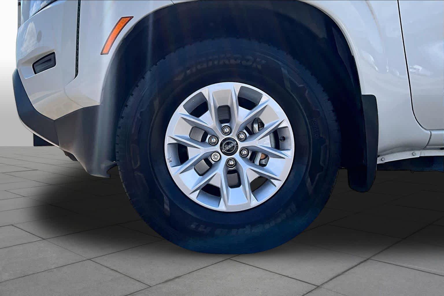 Certified 2024 Nissan Frontier SV w/ Technology Package RWD image 10