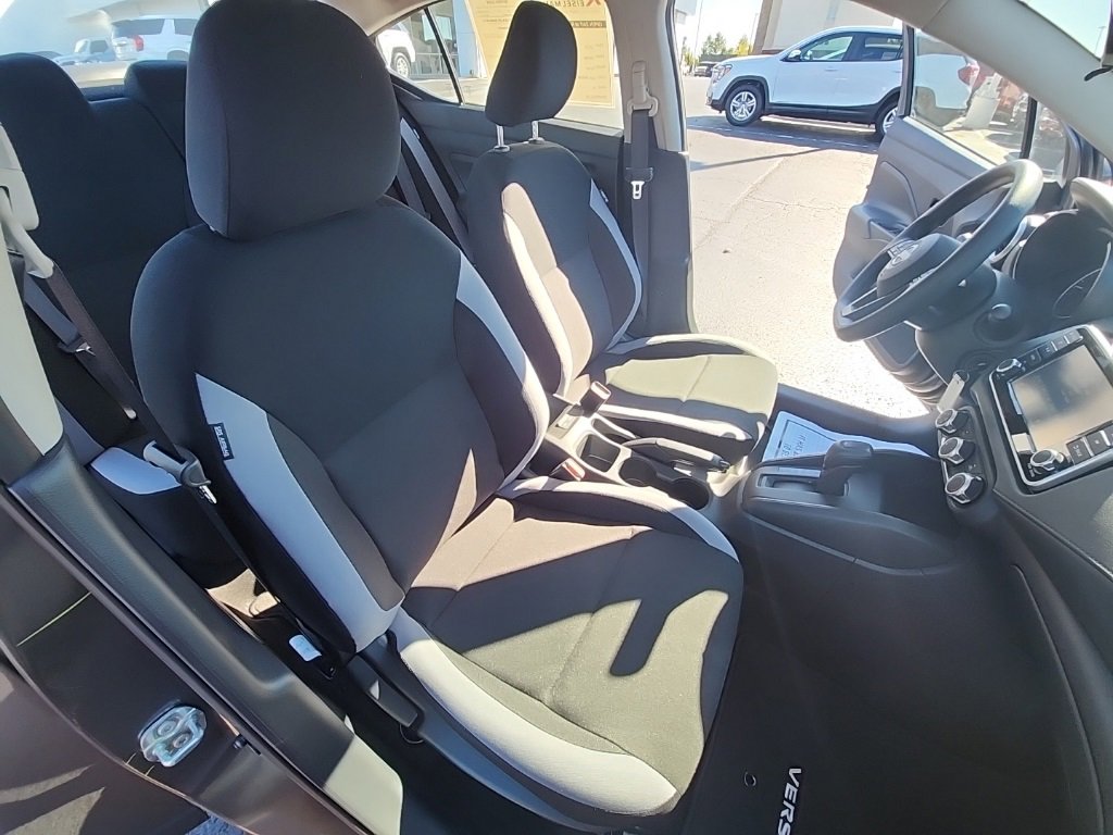 Used 2025 Nissan Versa S w/ S Plus Package image 17