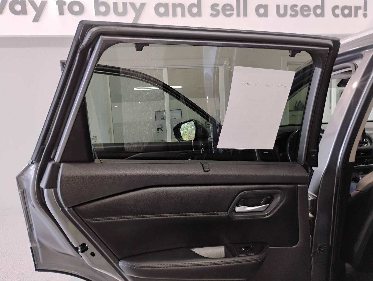 Used 2024 Nissan Rogue SV w/ SV Premium Package AWD/4WD image 39