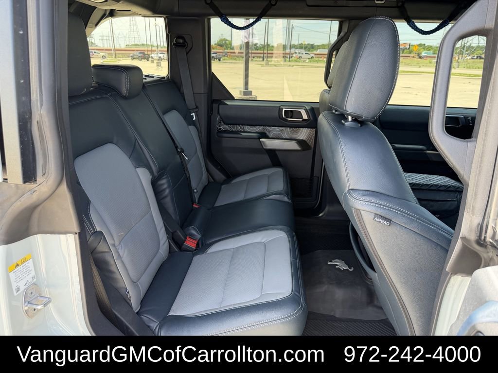 Used 2021 Ford Bronco Outer Banks AWD/4WD image 32