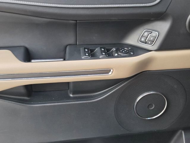 Used 2022 Ford Expedition XLT RWD image 27