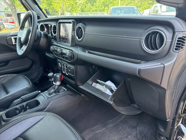 Used 2023 Jeep Wrangler Unlimited Sahara AWD/4WD image 24