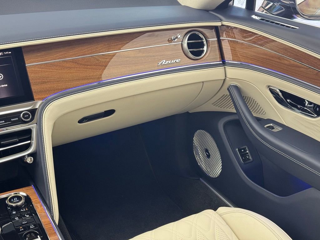 New 2026 Bentley Flying Spur Azure image 51
