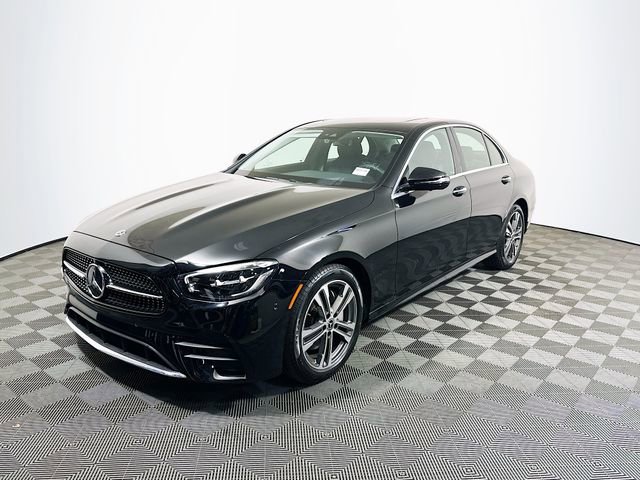 Used 2022 Mercedes-Benz E 350 Sedan image 4
