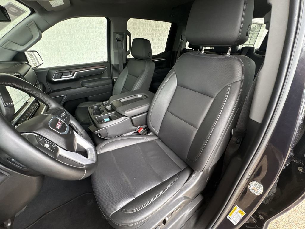 Certified 2025 GMC Sierra 1500 SLT image 19