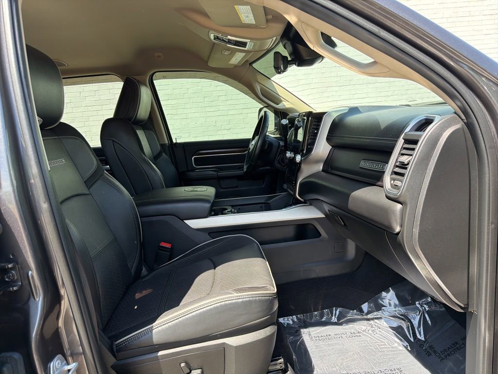Used 2022 RAM 3500 Laramie AWD/4WD image 13