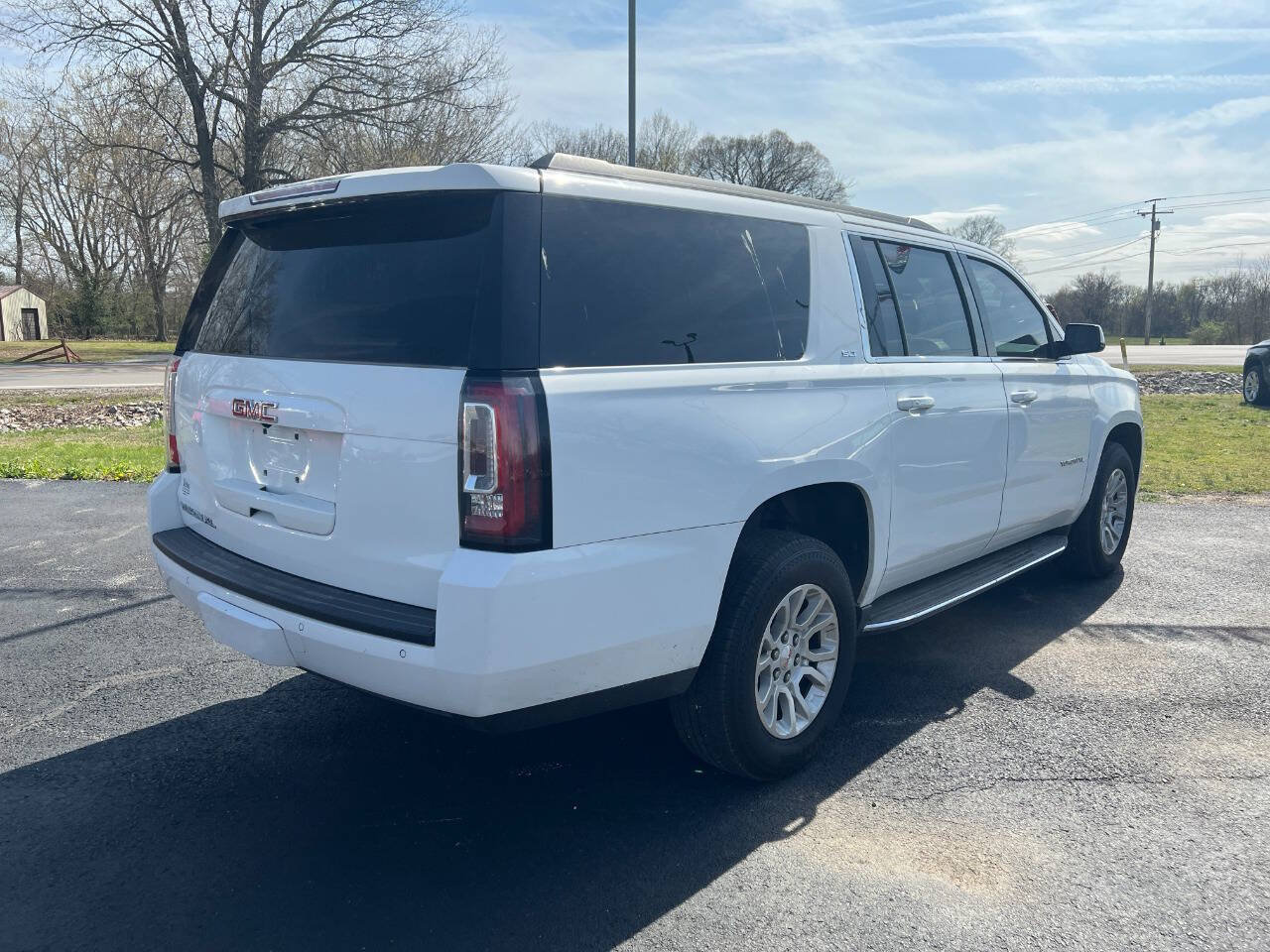 Used 2019 GMC Yukon XL SLT AWD/4WD image 5