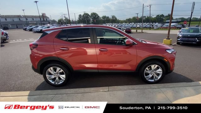 Used 2024 Buick Encore GX Preferred w/ Comfort Package FWD image 11