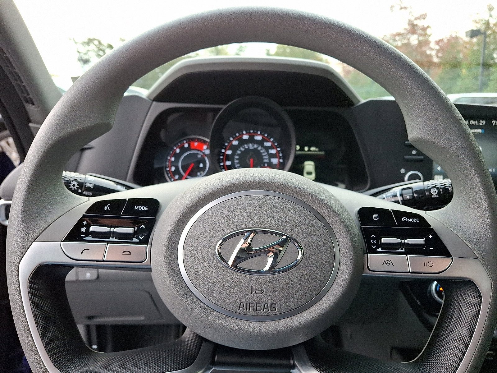 Certified 2023 Hyundai Elantra SEL image 25