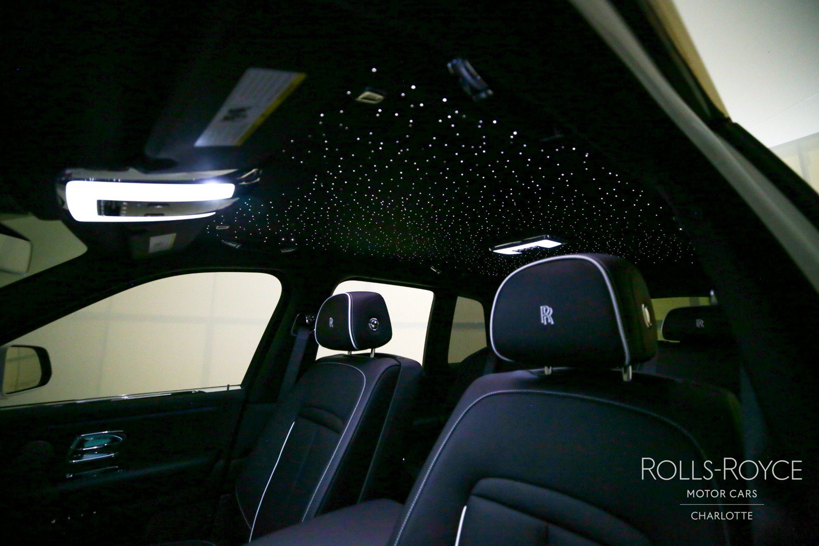 Certified 2025 Rolls-Royce Cullinan AWD/4WD image 11