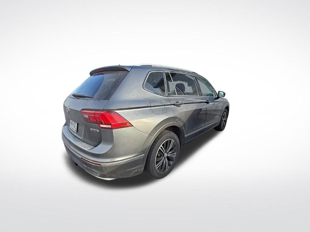 Used 2019 Volkswagen Tiguan SEL image 3