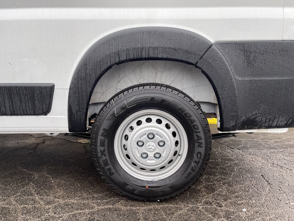 New 2025 RAM ProMaster 3500 w/ Premium Convenience Group FWD image 25