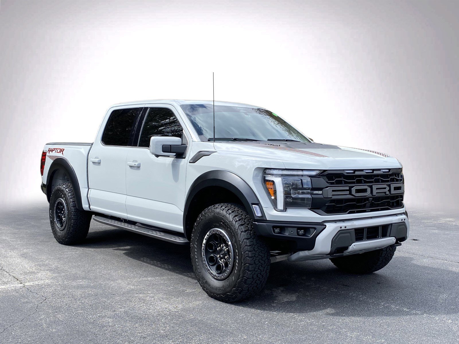 Used 2024 Ford F150 Raptor video 2