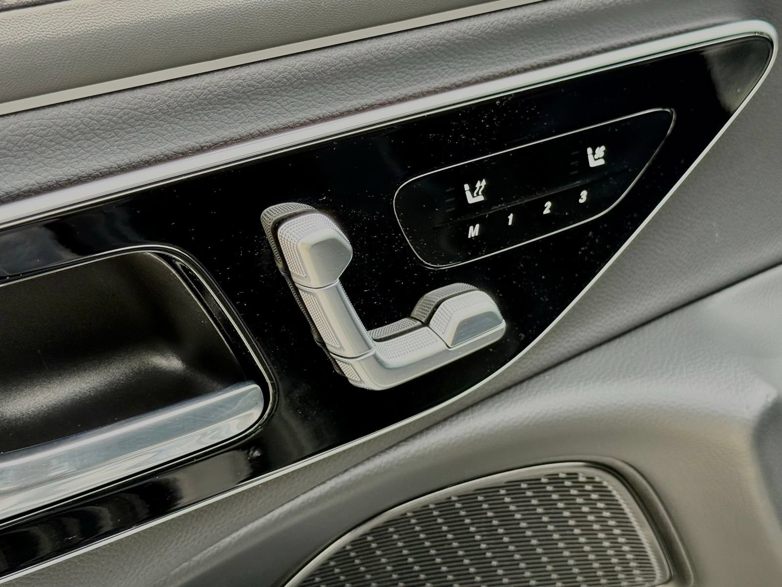 Used 2026 Mercedes-Benz E 350 Sedan image 23