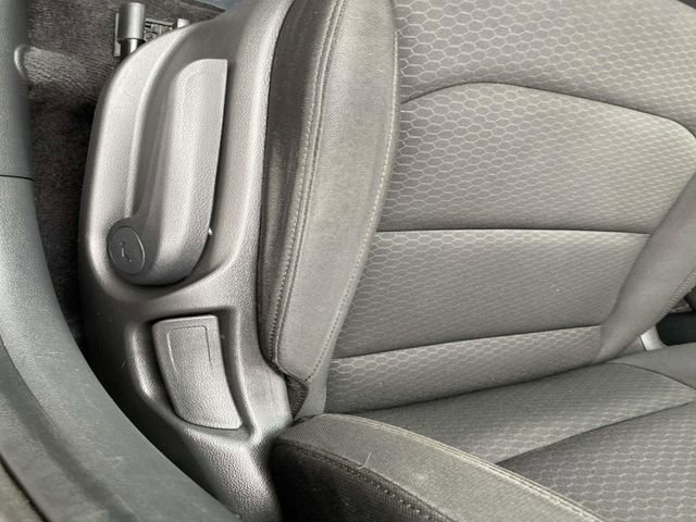 Used 2020 Hyundai Elantra SE w/ Cargo Package (C1) image 31