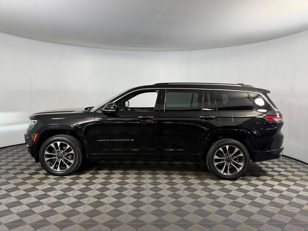 Used 2023 Jeep Grand Cherokee L Overland w/ Trailer Tow Group (B) RWD image 10