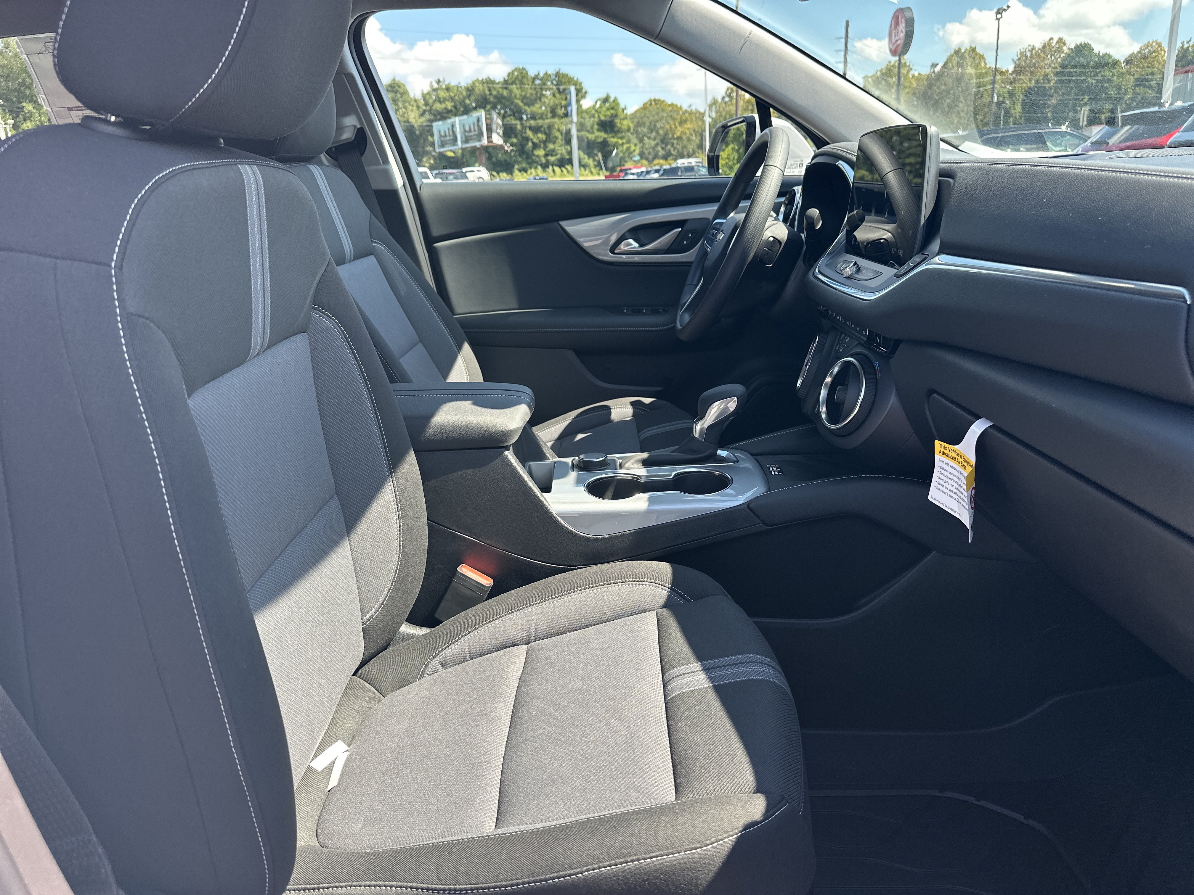 New 2026 Chevrolet Blazer LT w/ Convenience Package FWD image 14