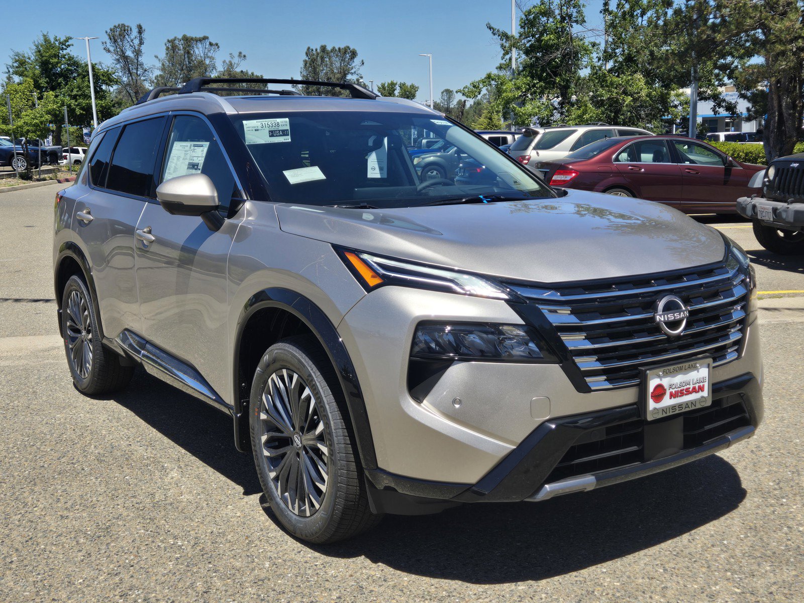 New 2026 Nissan Rogue Platinum w/ Platinum Premium Package