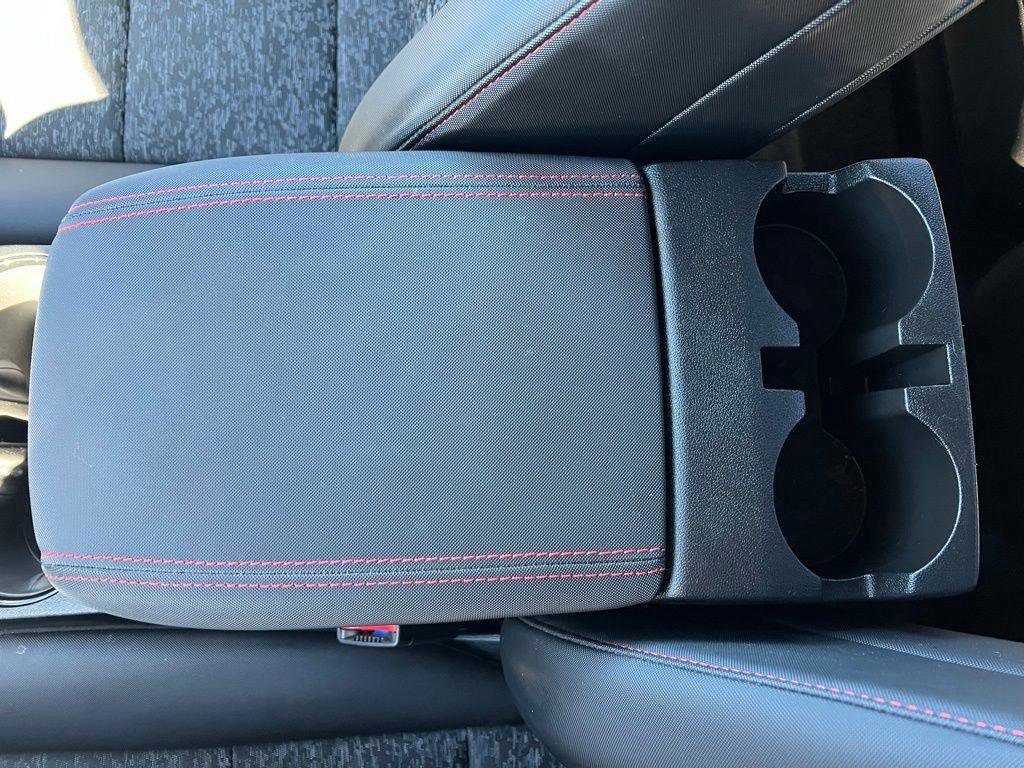 Used 2023 Chevrolet Colorado Z71 w/ Z71 Convenience Package 2 image 28