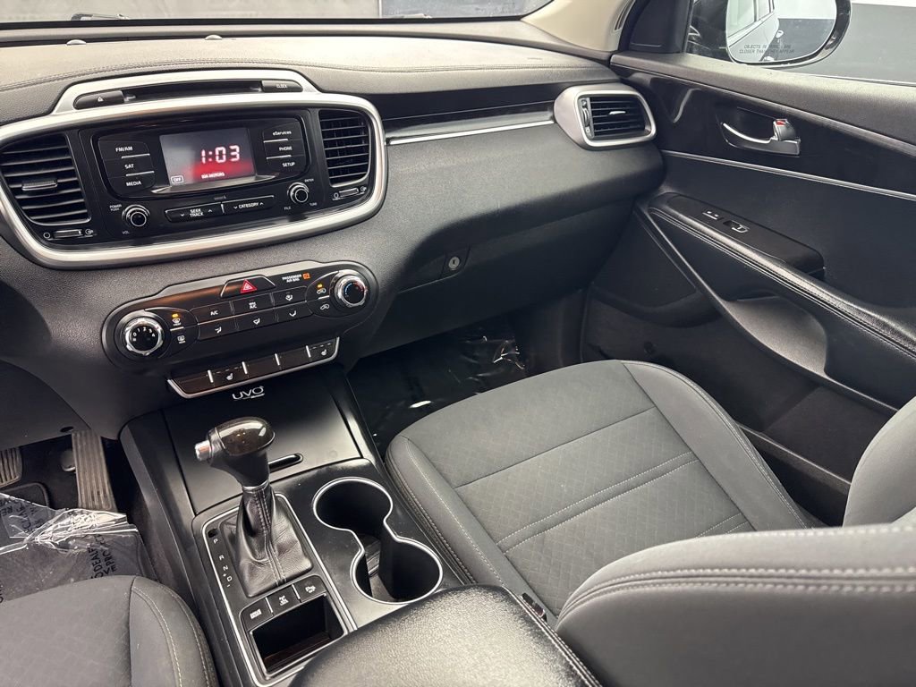 Used 2016 Kia Sorento LX w/ LX Convenience Package image 10