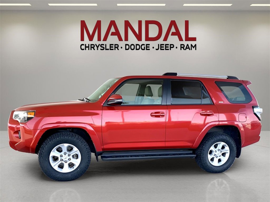 Used 2022 Toyota 4Runner SR5 Premium image 9