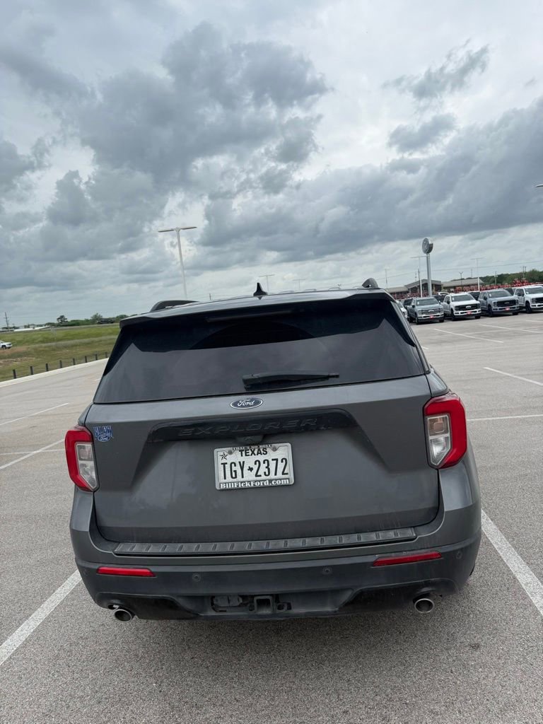 Used 2023 Ford Explorer ST-Line w/ Class IV Trailer Tow Package image 5