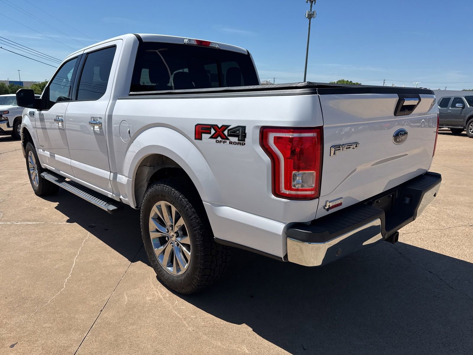 Used 2016 Ford F150 XLT w/ Equipment Group 302A Luxury image 5