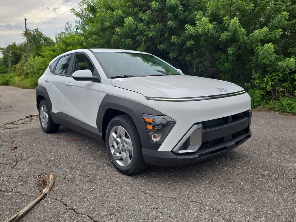 New 2027 Hyundai Kona SE FWD image 9