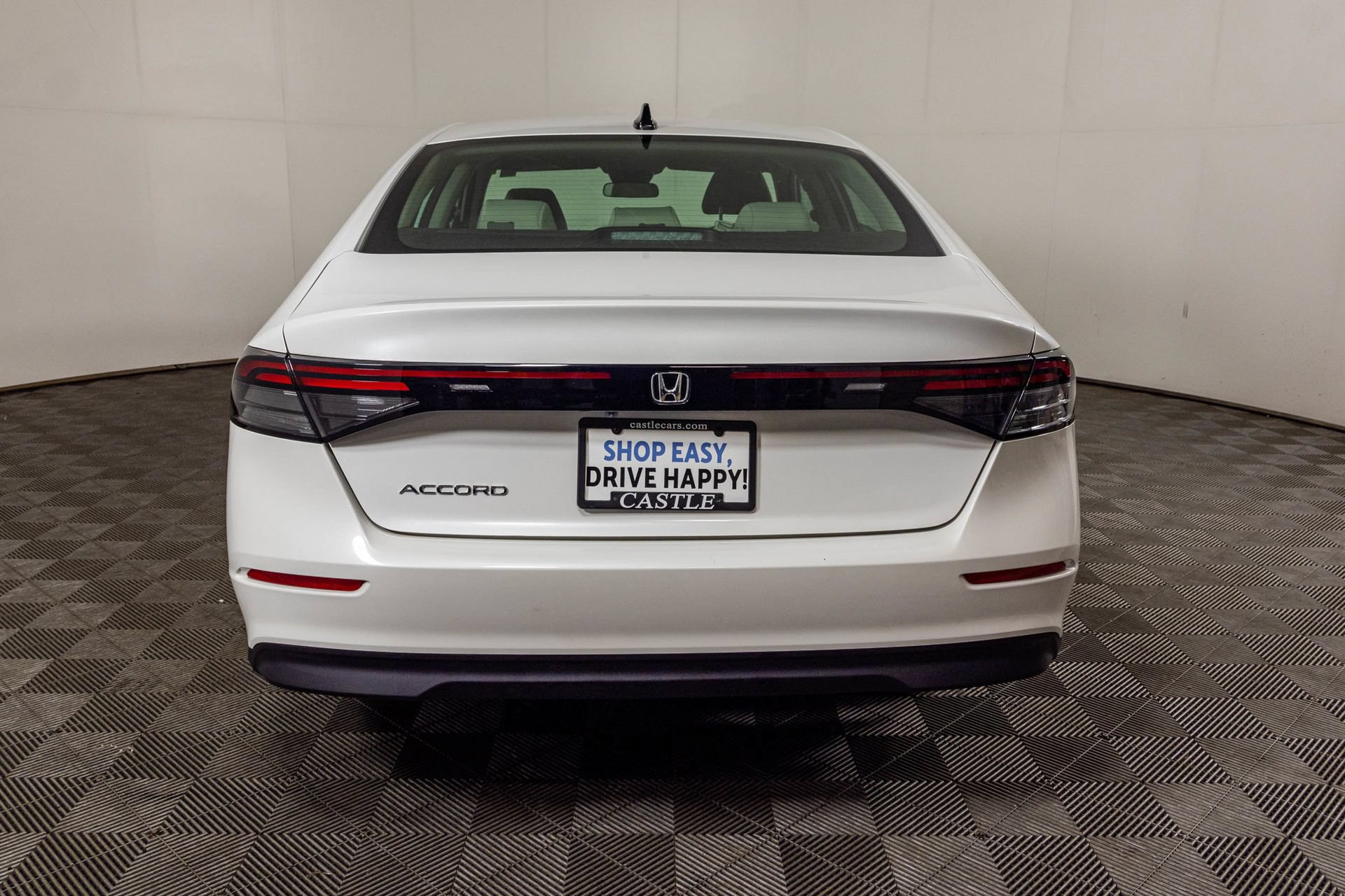 Used 2025 Honda Accord SE image 18