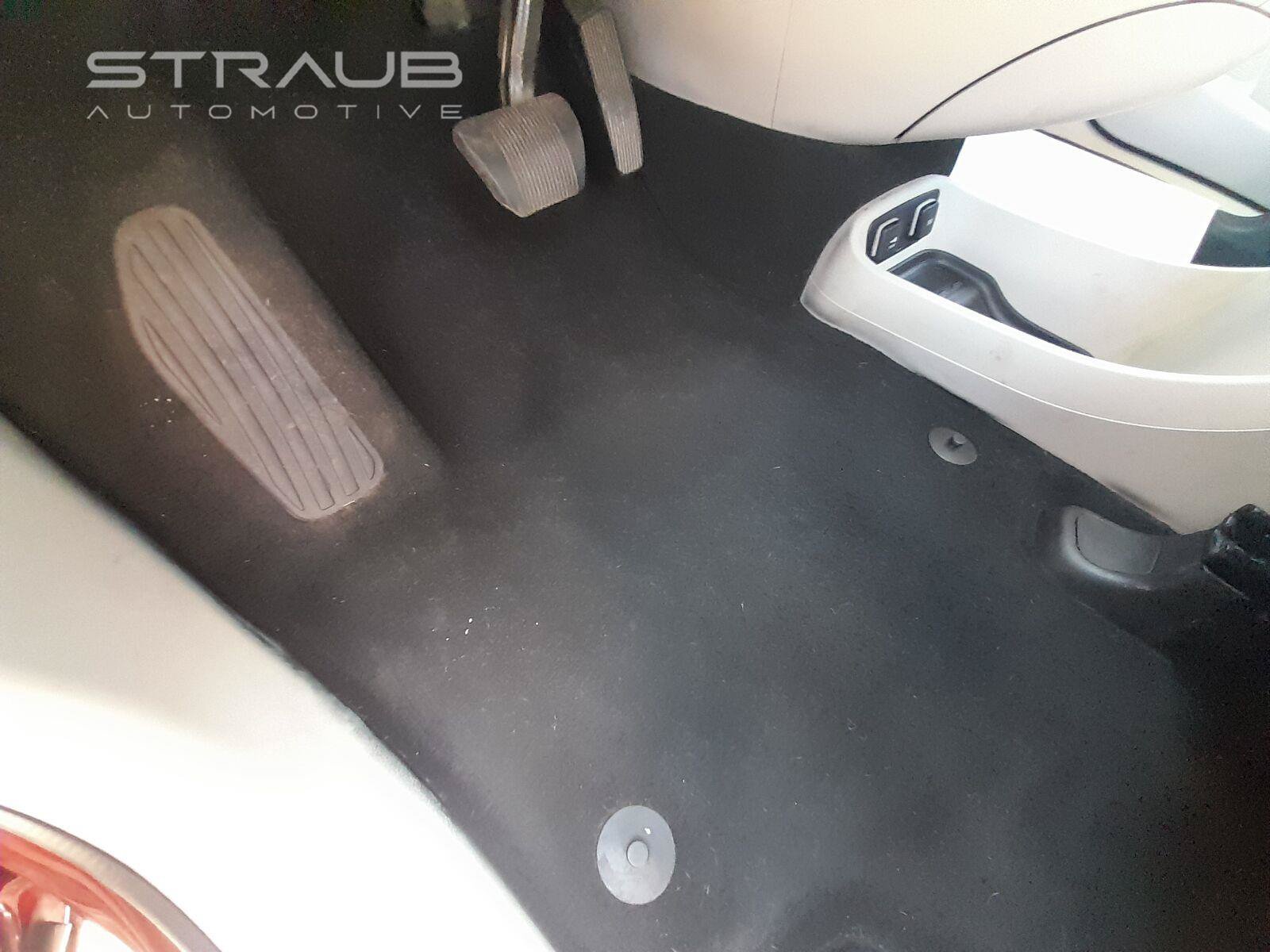 Used 2019 Chrysler Pacifica Limited FWD image 39