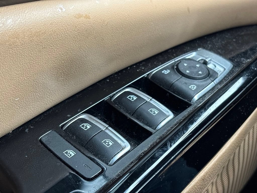 Used 2022 Kia Carnival EX FWD image 24
